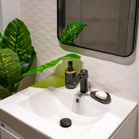 Square Haven - Modern With Ac Apartamento Bucarest