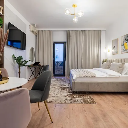 Square Haven - Modern With Ac בוקרשט