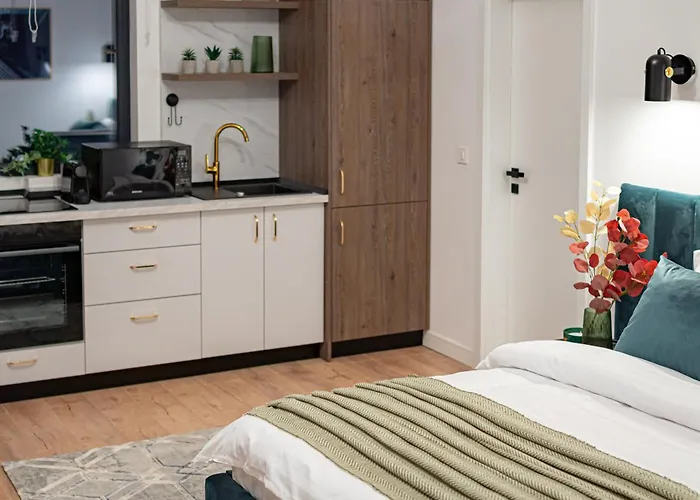 Square Haven B Apartmán *